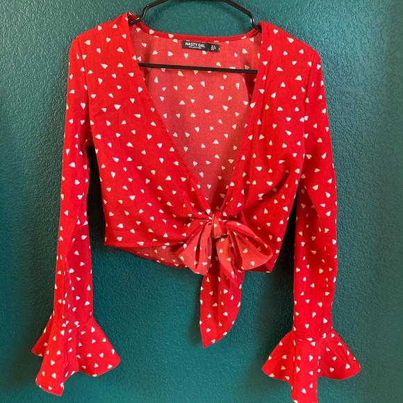 NastyGal Heart Print Tie Crop Top - Picture 2 of 4